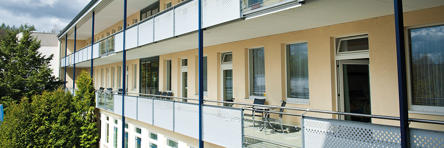 Orthopädische Klinik Hessisch Lichtenau – Außenansicht Orthopädische Klinik Hessisch Lichtenau - Außenansicht